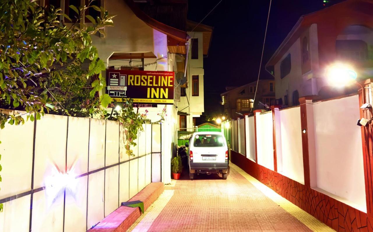 Srīnagar Roseline Inn מראה חיצוני תמונה